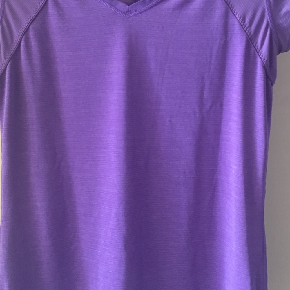 Lululemon Top!! - Picture 3 of 6